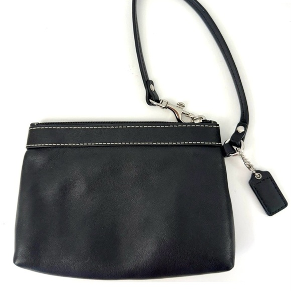 COACH Pleated Black Leather
Wristlet Wallet Clutch with Wrist Strap - Picture 3 of 7
